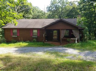 240 Shadytree Ln, Hedgesville, WV 25427