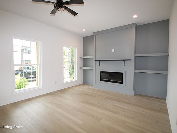 2nd image of 534 Lampton St