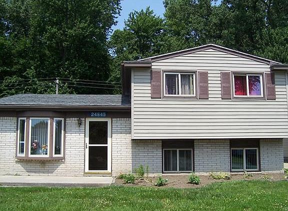 2nd image of 24845 Orchid St