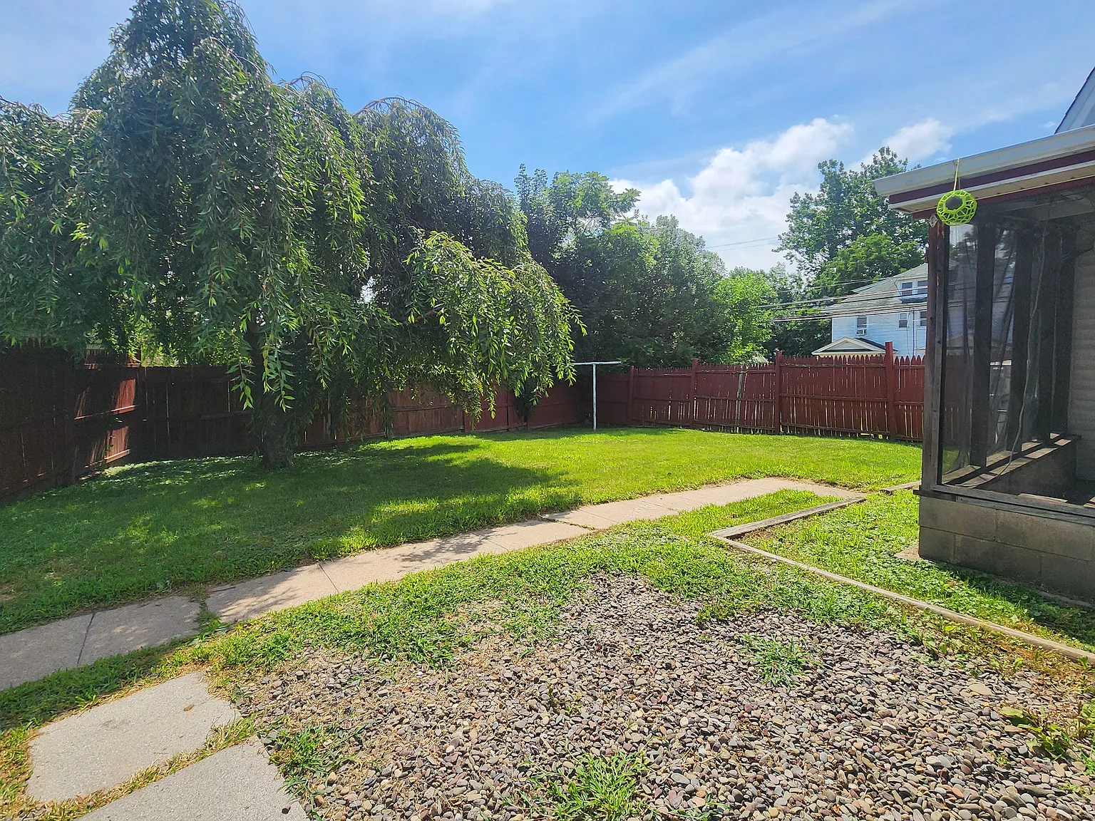 2 bed, 1.5 bath, 1040 sqft, $1,450 — Photo 4