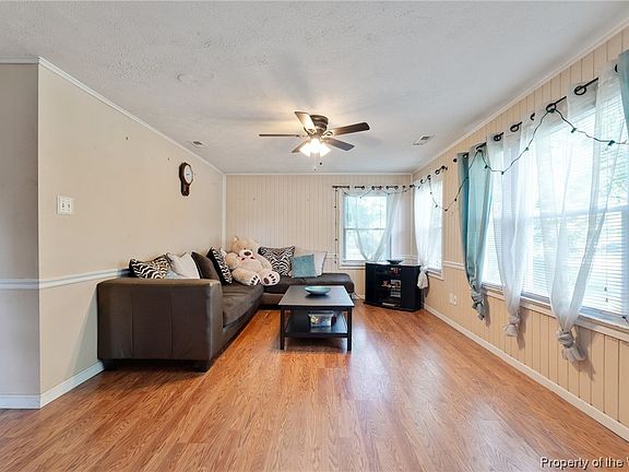 3rd image of 200 Kay Ln