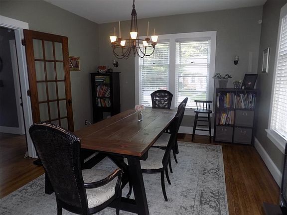 4th image of 7 Perkins Ave