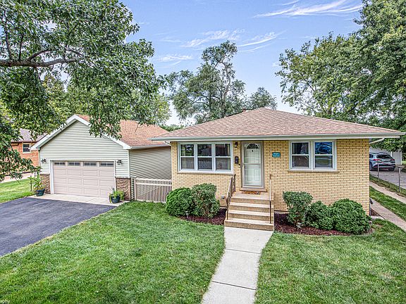 2nd image of 6520 Ridge Dr