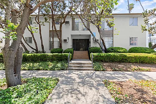 Newly Remodeled Apartments in the Heart of LA Photo 1 Newly Remodeled Apartments in the Heart of LA Photo 1