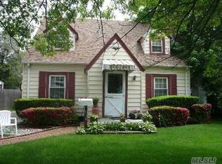 1549 Berkeley Ave, Baldwin, NY 11510