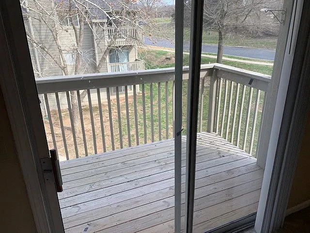 The Retreat at Woodlands Apartments — Photo 39
