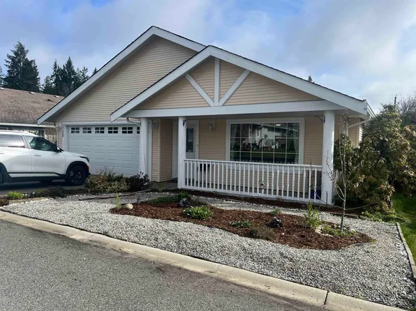 5726 Emily Way, Sechelt, BC V7Z 0N5