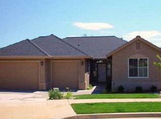 1192 Sunriver Ln, Redding, CA 96001