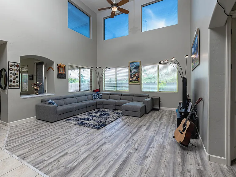 8479 N Gaetano Loop — Photo 6
