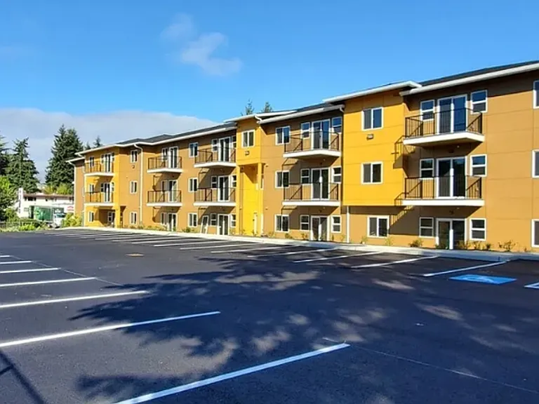 Marigold Apartments — Photo 24