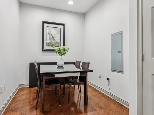 7400 River Road image 9 of 30