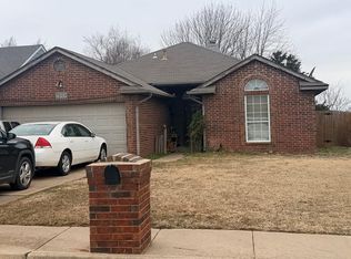 1005 N Blackwelder Ave, Edmond, OK 73034