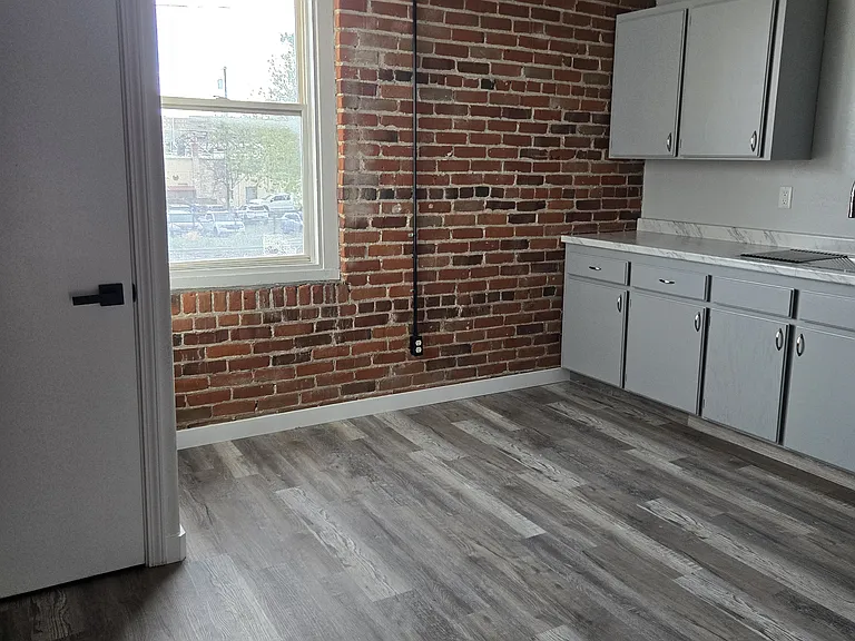 109 N Kimball Ave #K — Photo 3