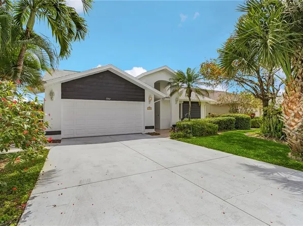 1352 Monarch Cir, Naples, FL 34116