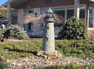 135 Rustic Rd, Somerset, MA 02726