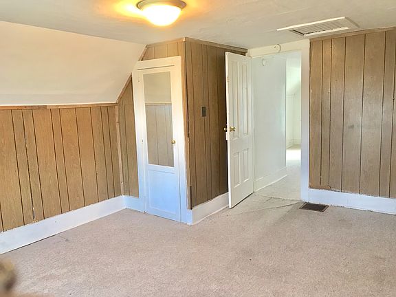 Upstairs BR 3