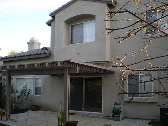 3rd image of 32564 Guevara Dr