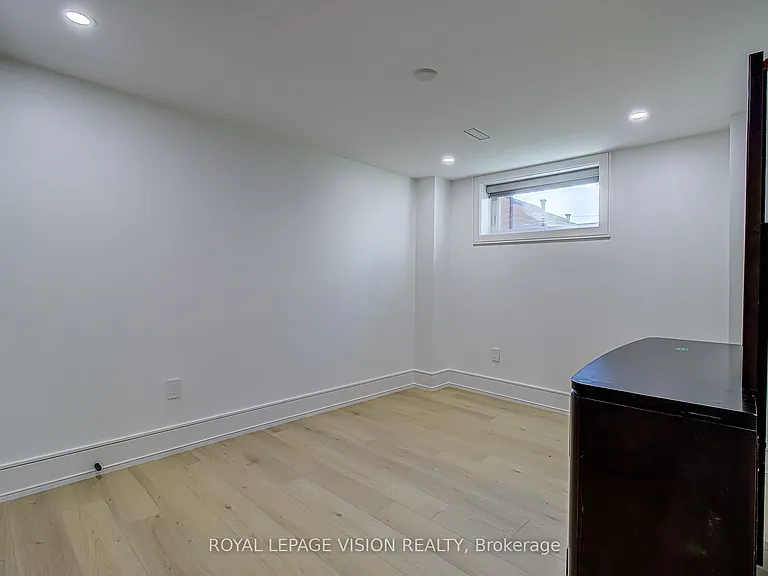 22 Anson Ave — Photo 12