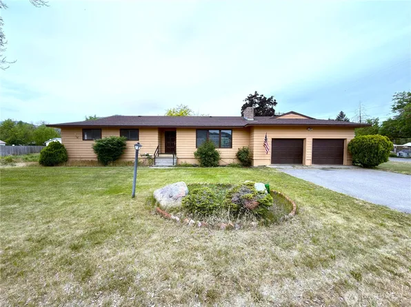 504 9th Avenue, Oroville, WA 98844