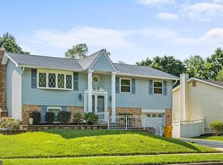 451 Century Vista Dr, Arnold, MD 21012