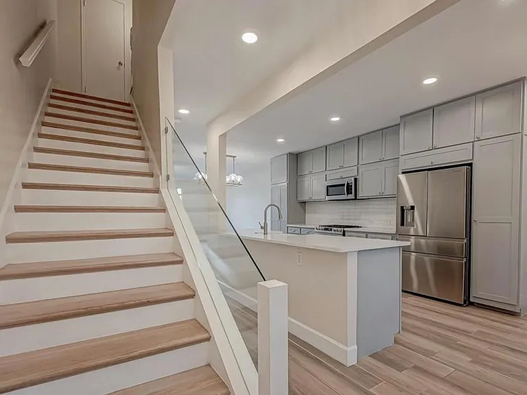 7497 Brompton St #7497 — Photo 4