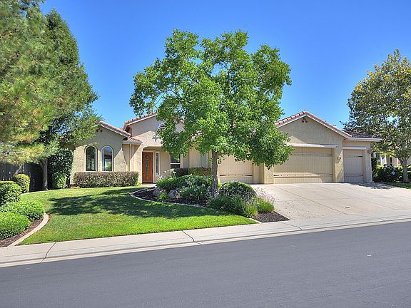 2nd image of 1433 Oak Hill Way