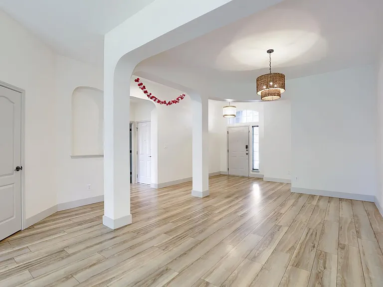 13620 Glen Mark Dr — Photo 10