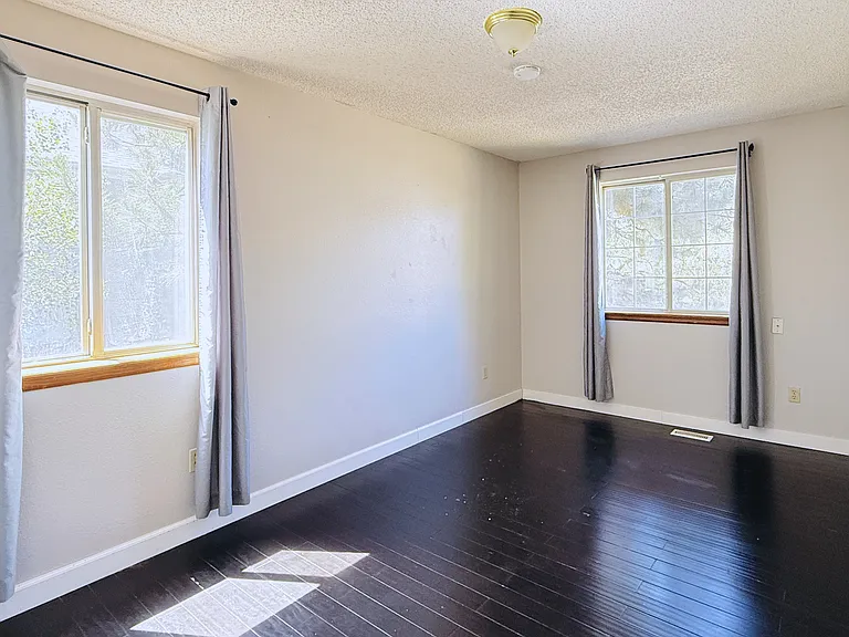 3940 W Union Ave — Photo 16