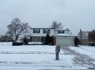 15692 Pennsylvania St, Southfield, MI 48075
