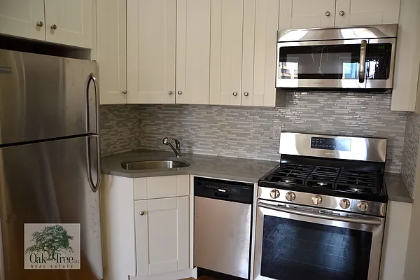 Rented by Oak Tree LLC | media 17