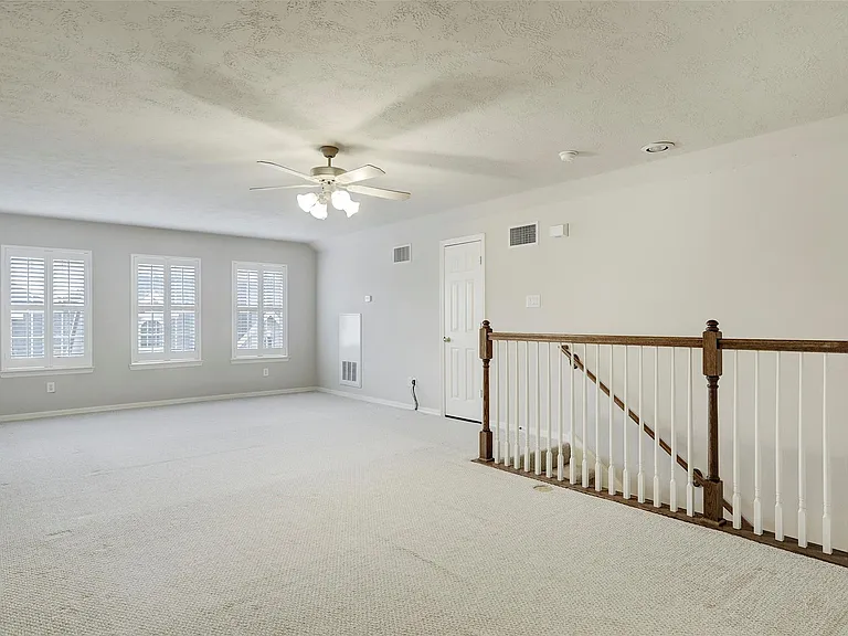 1302 W Park At Shady Villa — Photo 16