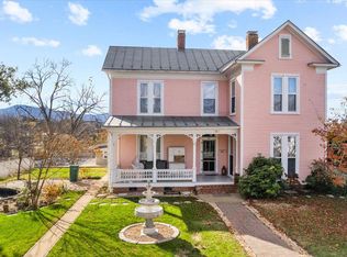 108 High St, Luray, VA 22835
