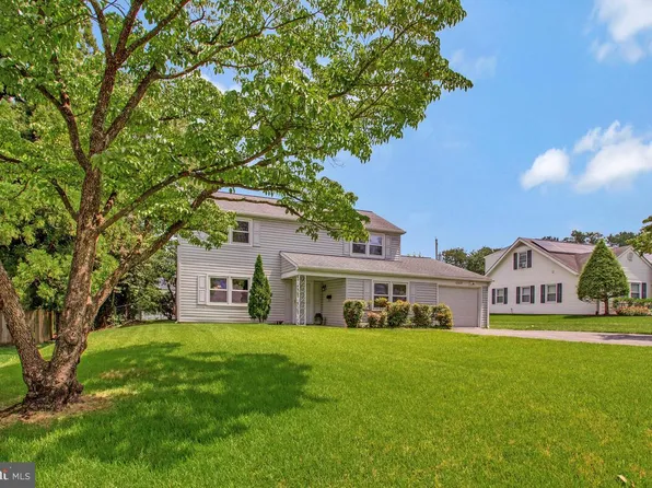 12429 Shadow Ln, Bowie, MD 20715