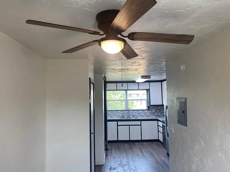 Level 2 — Photo 19