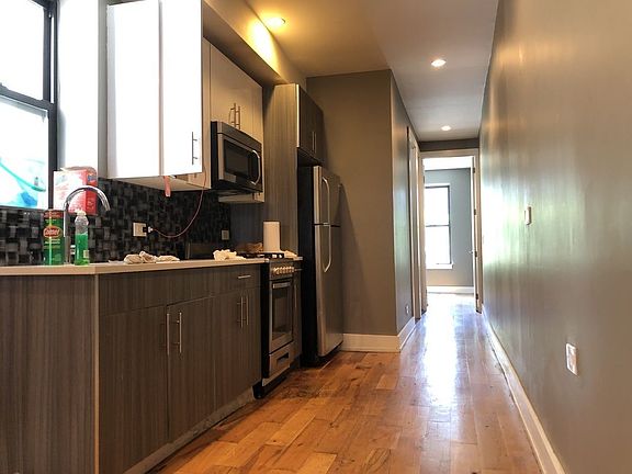 3rd image of 2076 Dean St APT 1L