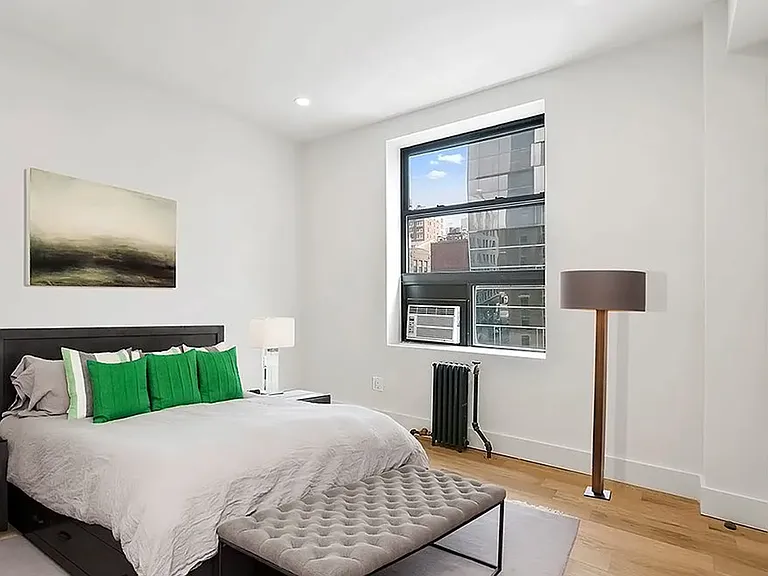 144 E 24th St #9C — Photo 4