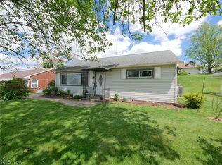 111 Pine Ln, Barnesville, OH 43713