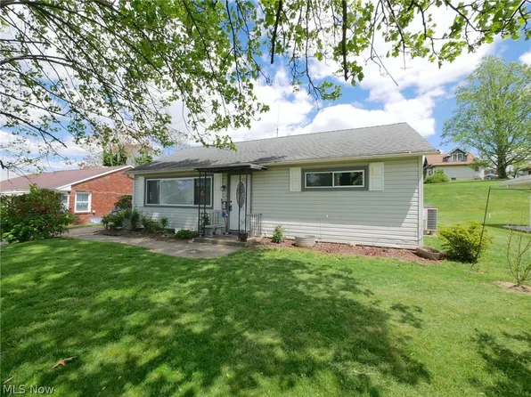 111 Pine Ln, Barnesville, OH 43713
