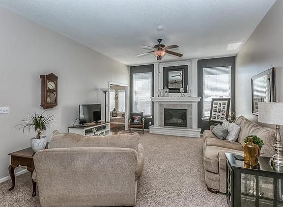 4th image of 3309 S Elizabeth Ave