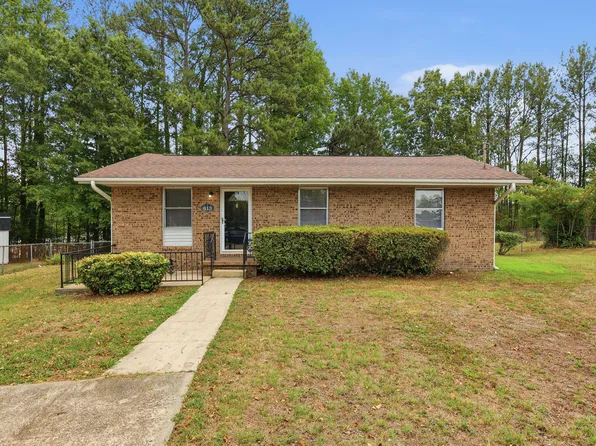 613 Juno Ct, Raleigh, NC 27610