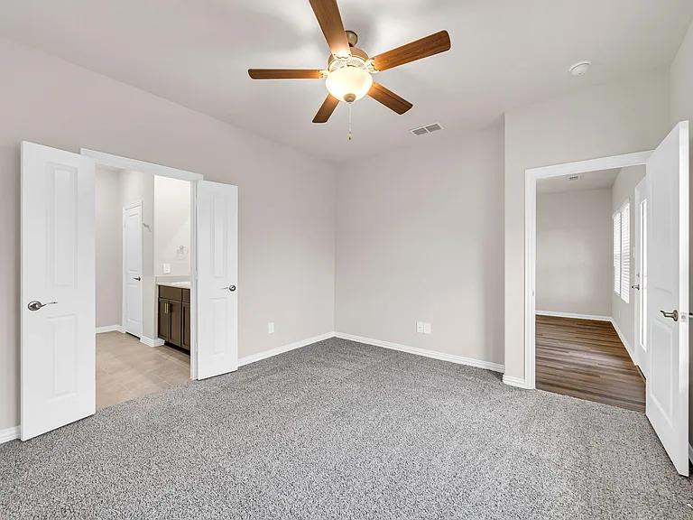 504 Weller Rd — Photo 16