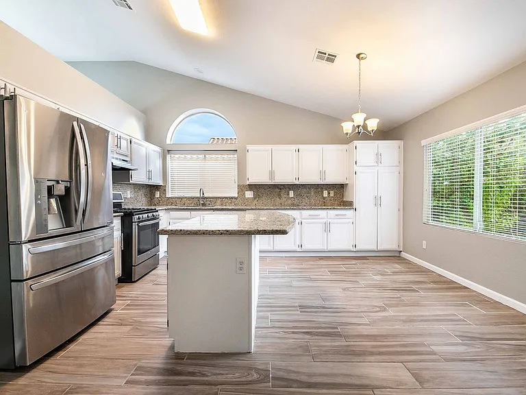 2545 New Morning Ave — Photo 14