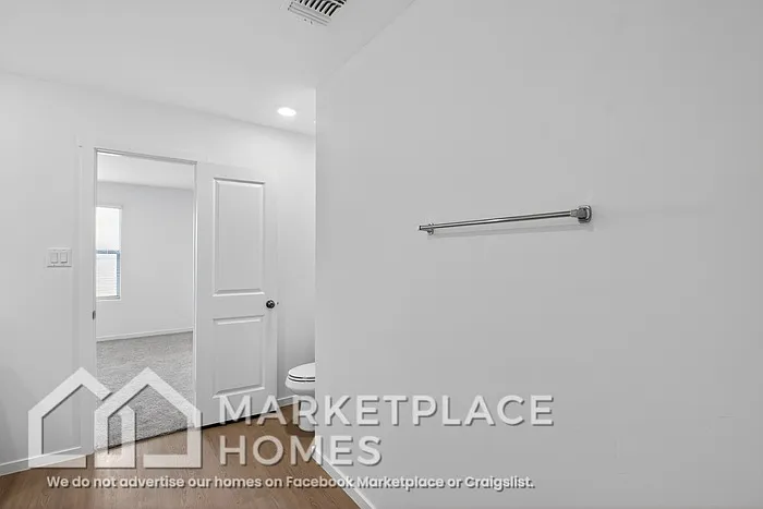 9721 NW 124th St — Photo 16