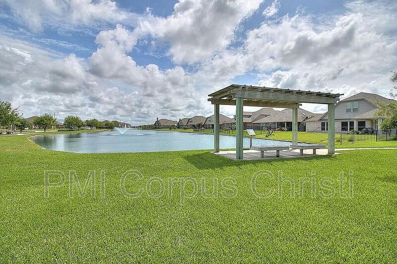 1st image of 7934 Lands End Dr