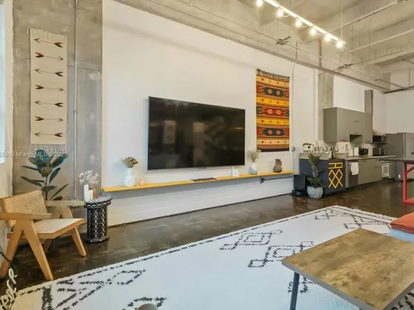 1749 NE Miami Ct APT 207, Miami, FL 33132