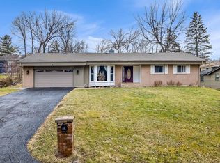 2527 Starkweather Rd, Rockford, IL 61107