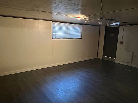 4th image of 5015 17th Ave NE #5015C