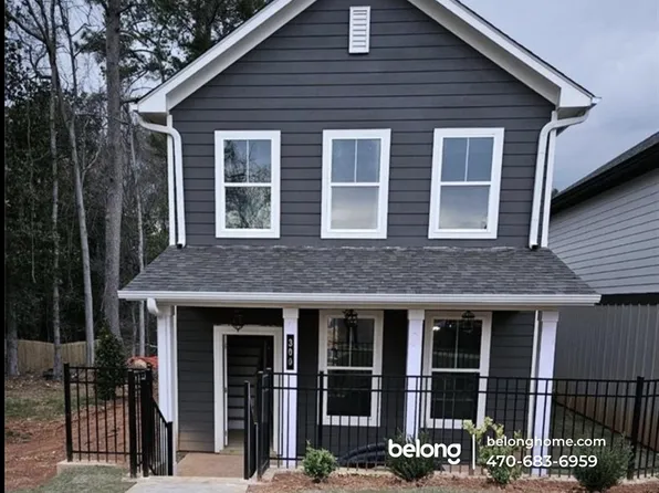 300 Dempsey Dr, Fayetteville, GA