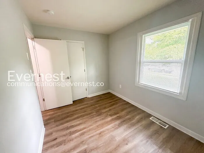 910 Canton Pl — Photo 15