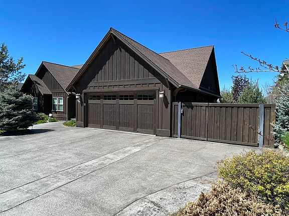 3rd image of 3197 SW Cascade Vista Dr